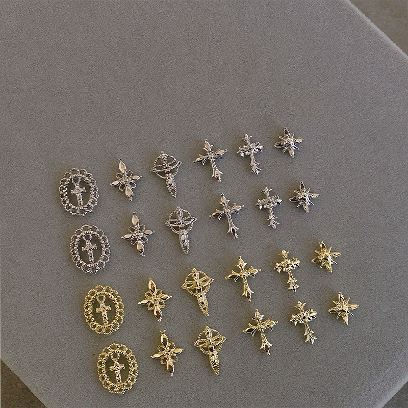 Nail Art Queen - 20 Pezzi Decorazioni per Unghie Vintage