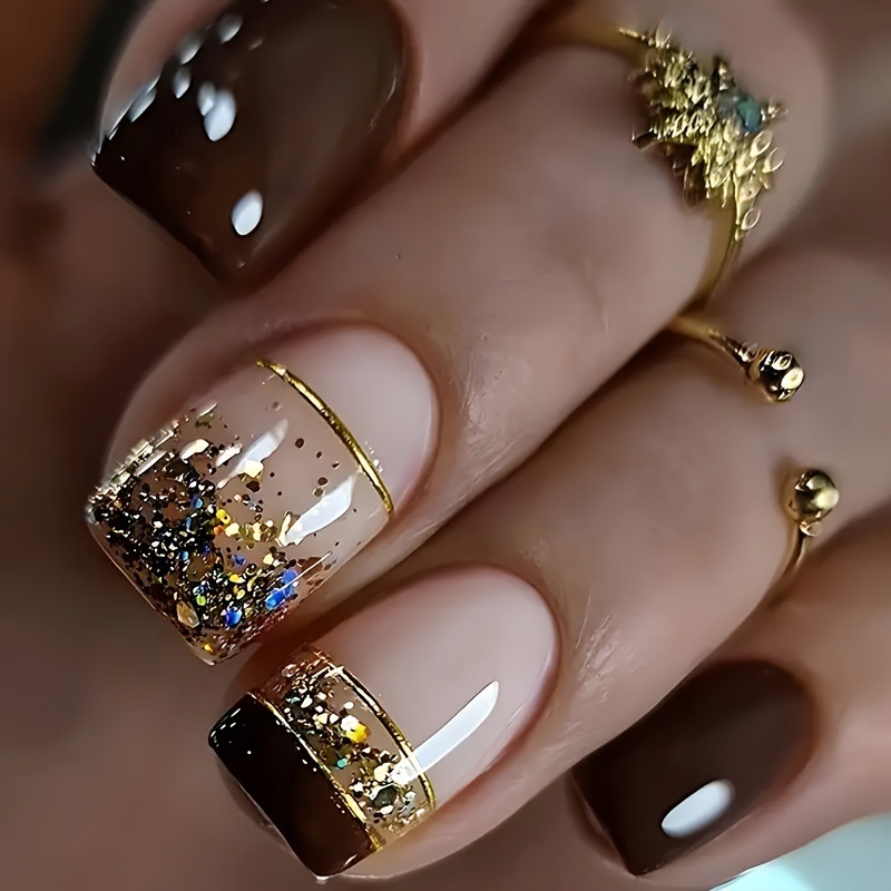 Nail Art Glossy - Unghie finte corte e quadrate per
