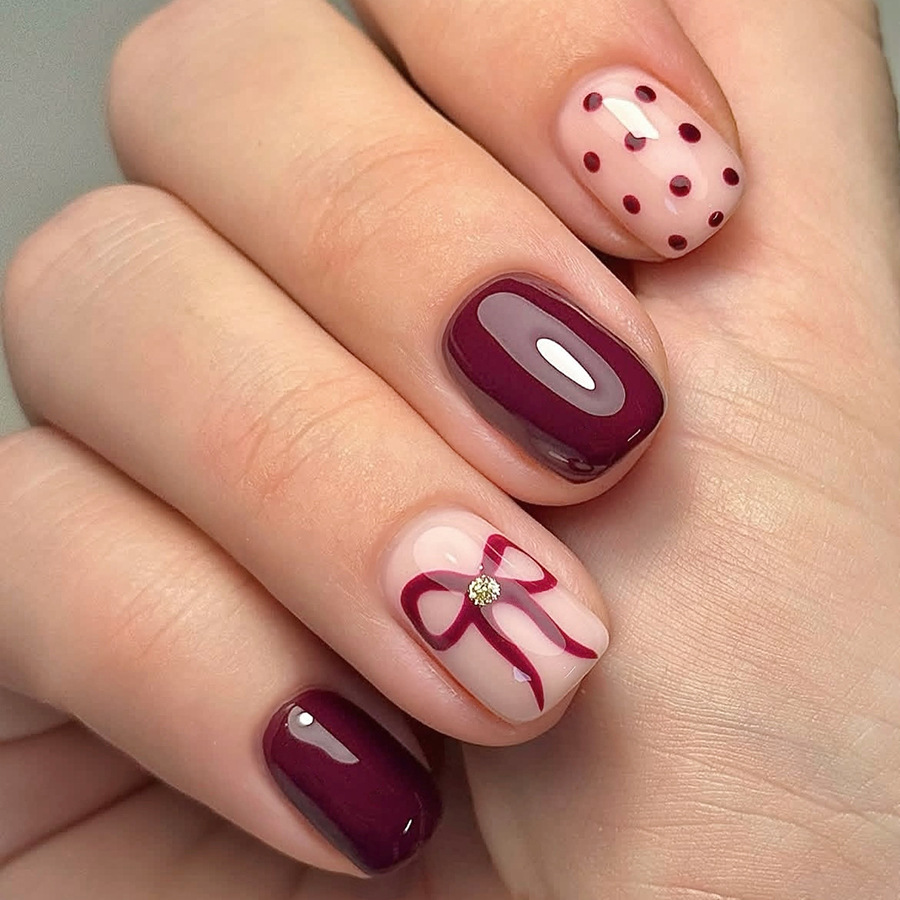 Nail Art Design - Stampa quadrata corta sulle unghie Punti