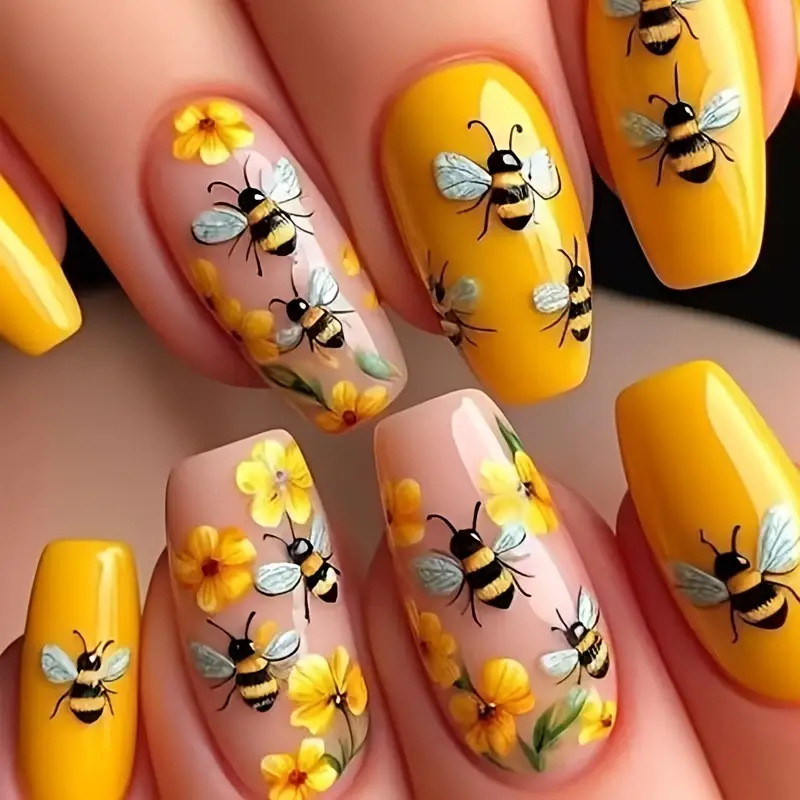 24 Pezzi Unghie Finte Nude Pre - Nail Art Fake Nails recensione e prezzo