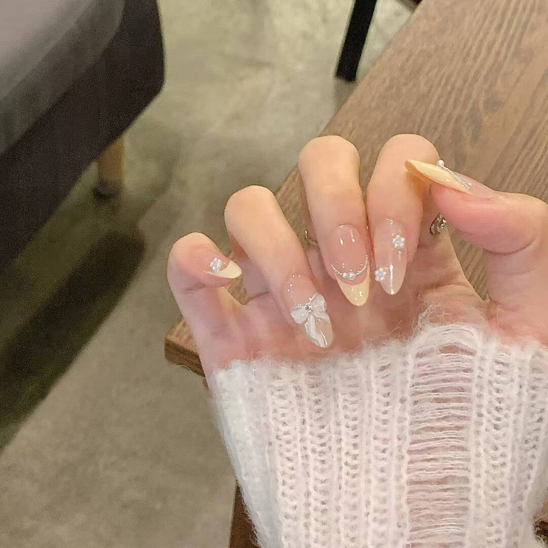 10 pz/borsa Gatto Fard Magneti - Nail Art Fake Nails recensione e prezzo