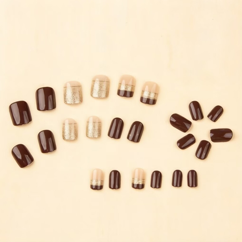 Unghie finte corte e quadrate  - Nail Art Glossy recensione e prezzo