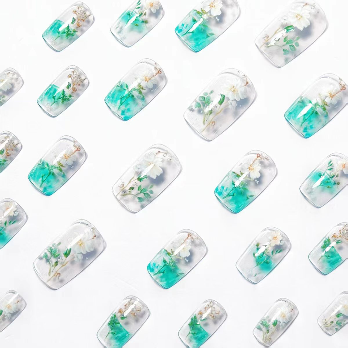 Unghie finte di media lunghezz - Nail Art Design recensione e prezzo
